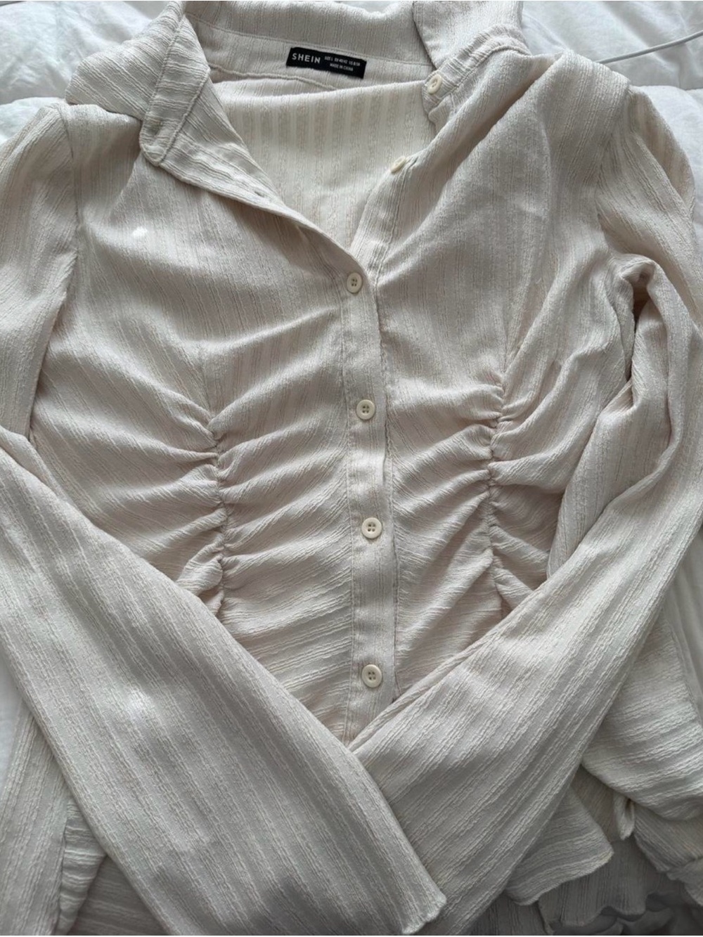 Cream Ruched Button-Front Long Sleeve Shirt